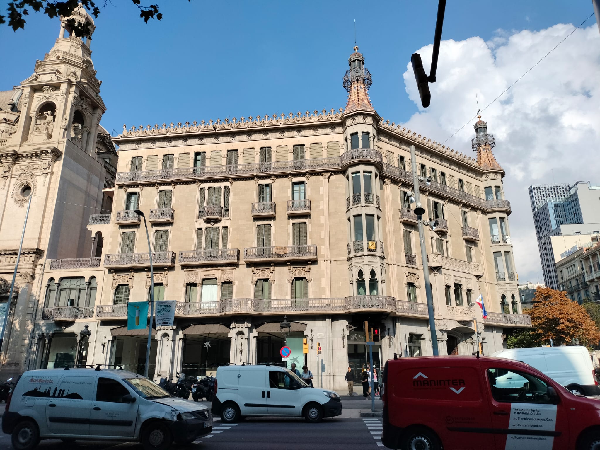 Edifici a la Gran Via